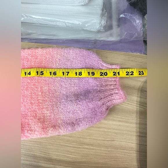 NWT Francesca’s Alicia Multi Ombré Balloon Sleeve Crew Neck Sweater Sz S - Picture 9 of 10